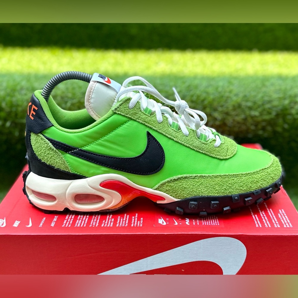 Nike Air Max Waffle SP Action Green Men's Shoes Brand New 10 Size Authentic
